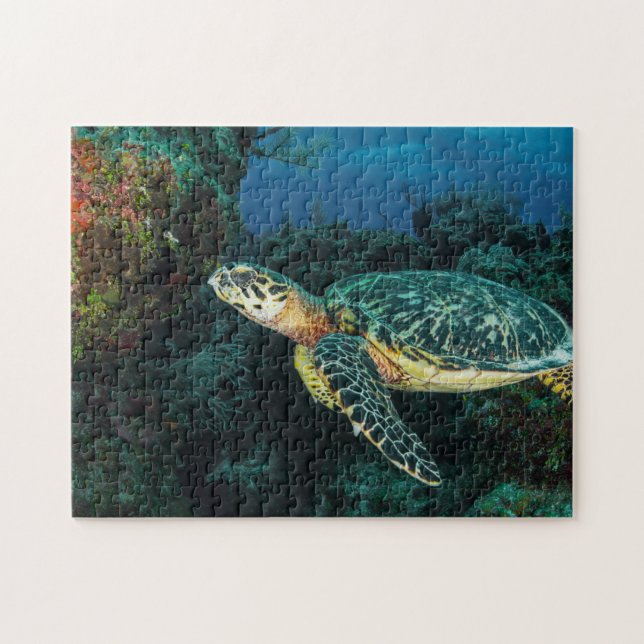 Puzzle Tortue marine dans l'océan bleu et la vie marine (Horizontal)
