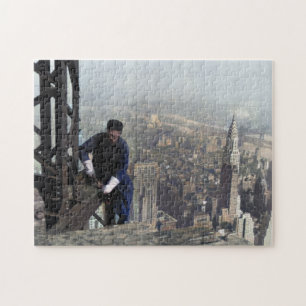 Puzzle Travailleur du fer sur la structure de l'Empire St