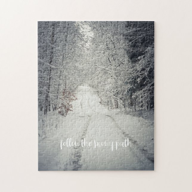 Puzzle Traverser une forêt d'hiver enneigée (Vertical)