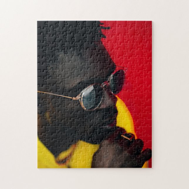 Puzzle Un Africain Portant des lunettes de soleil (Vertical)