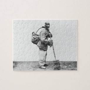 Puzzle Un journalier chinois, c.1870 (photo de b/w)
