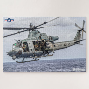 Puzzle VENOM UH-1Y (20 x 30 POUCES)
