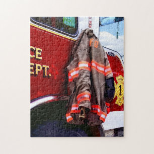 Puzzle Veste de pompier sur camion de pompiers