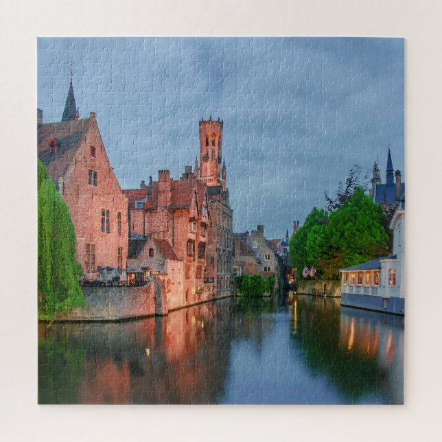 Puzzle Vieille ville et beffroi la nuit à Bruges (Vertical)
