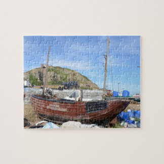 Puzzle Vieux Bateau De Pêche Sur La Plage