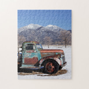 Puzzle Vieux camion assis dans le champ