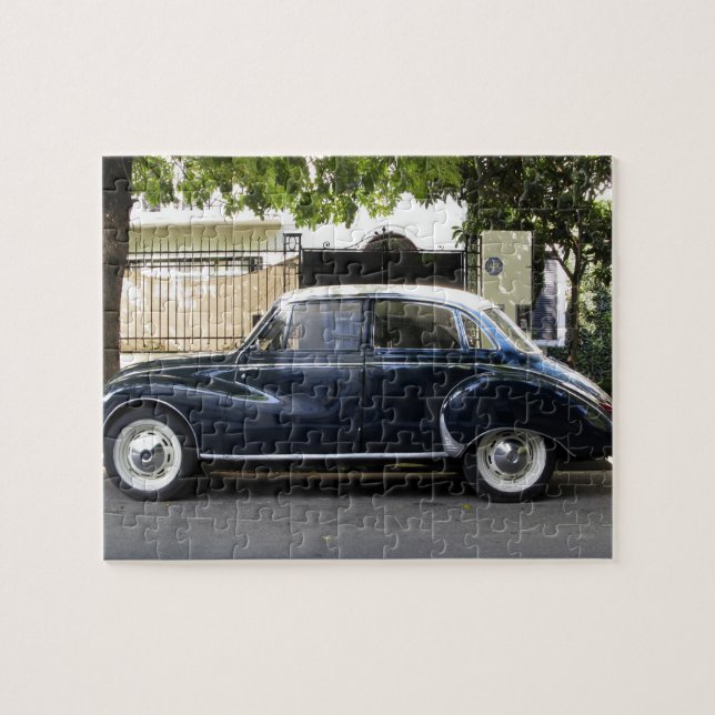 Puzzle Voiture Audi ancienne mais très bien entretenue. (Horizontal)