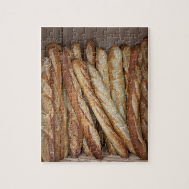 Puzzle vue des pains dans la vitrine de la boulangerie (Vertical)
