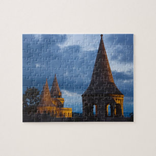 Puzzle Vue nocturne sur le bastion des pêcheurs, Castle H