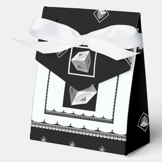 Pyramid Cube Black White               Favor Box (Front)