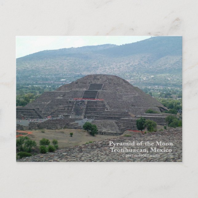 Pyramide de la carte postale de la Lune (Devant)
