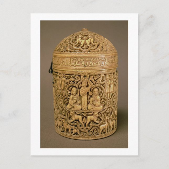 Pyx with relief depicting the pleasures of courtly postcard (Front)