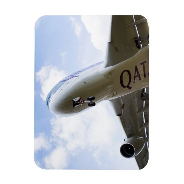 Qatar Airlines Airbus A380 Magnet (Vertical)