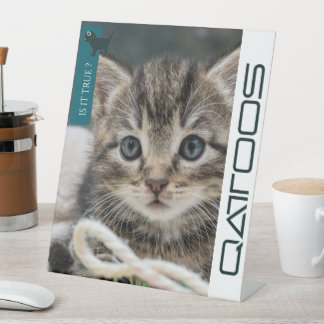 QATTOOS PEDESTAL SIGN