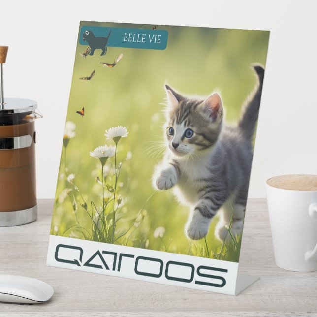 QATTOOS  PEDESTAL SIGN (In SItu)