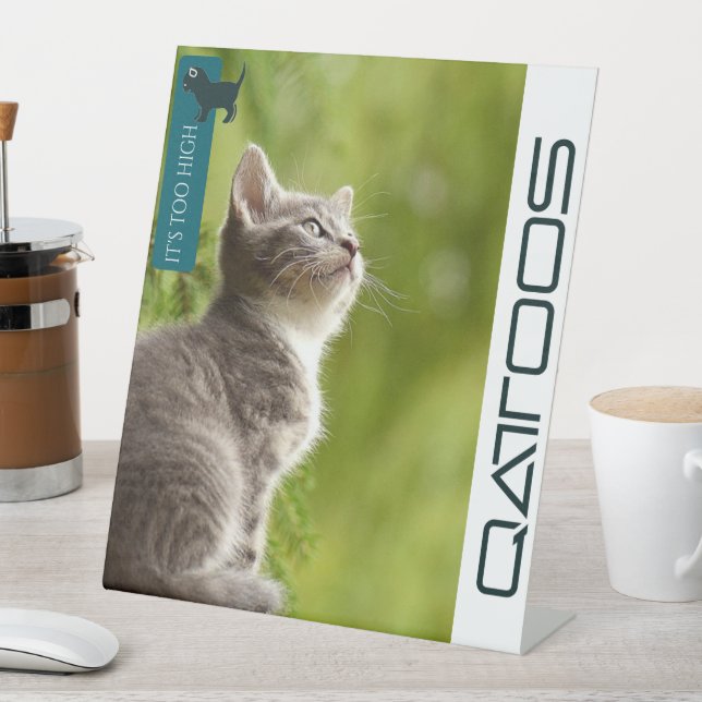 QATTOOS  PEDESTAL SIGN (In SItu)