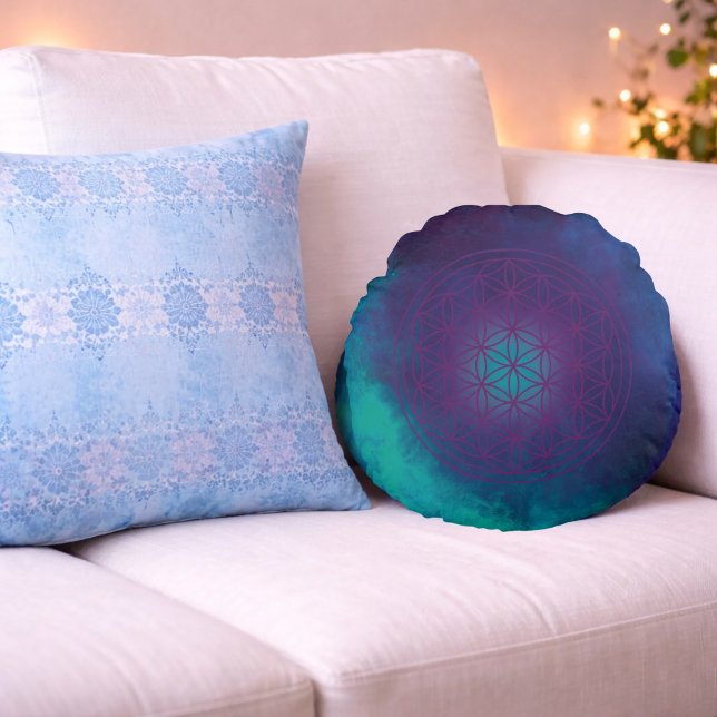 Quantum Soul – Colour of Heart Round Pillow (Creator Uploaded)