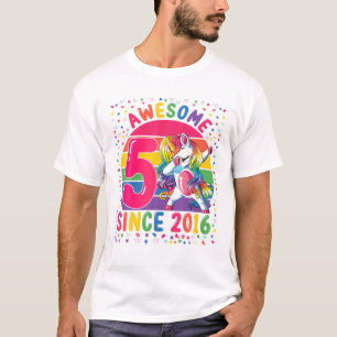 Quarantine Dabbing Unicorn 5Th Birthday Awesome Si T-Shirt