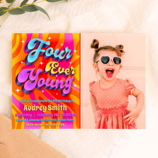 Quatre Ever Young 4th Birthday avec invitation pho (Four Ever Young 4th Birthday with Photo Landscape Invitation - Groovy Birthday
)