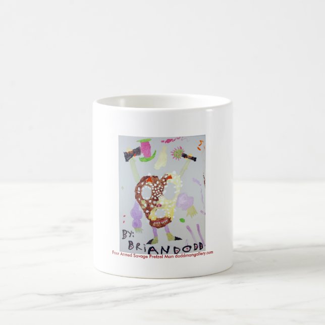 Quatre ont armé la tasse sauvage d'homme de (Centre)
