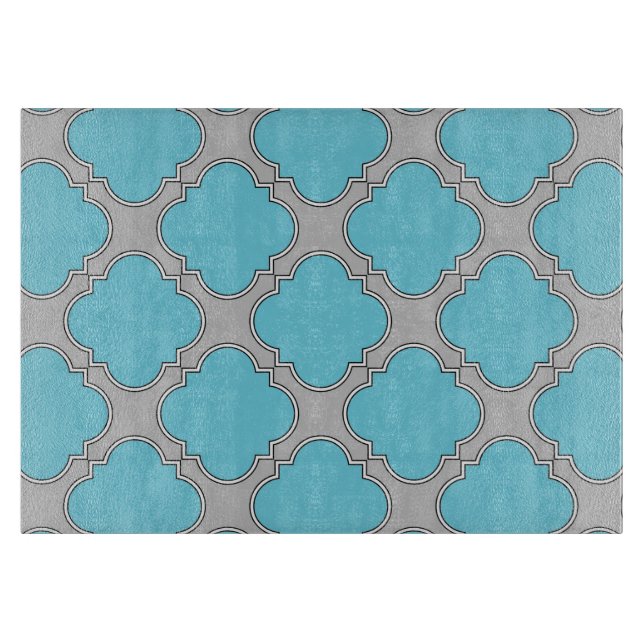 Quatrefoil blue and grey cutting board (Front)
