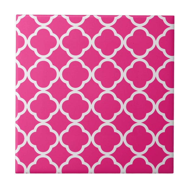 Quatrefoil Bright Pink Tile (Front)