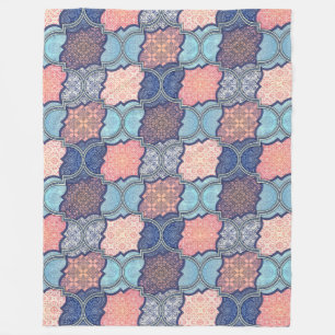 Quatrefoil Fleece Blanket