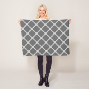 Quatrefoil in shades of grey fleece blanket