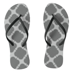 Quatrefoil in shades of grey flip flops