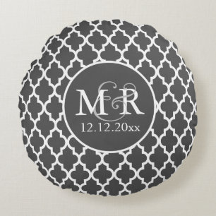 Quatrefoil Monogrammed Wedding Grey and White V2 Round Pillow