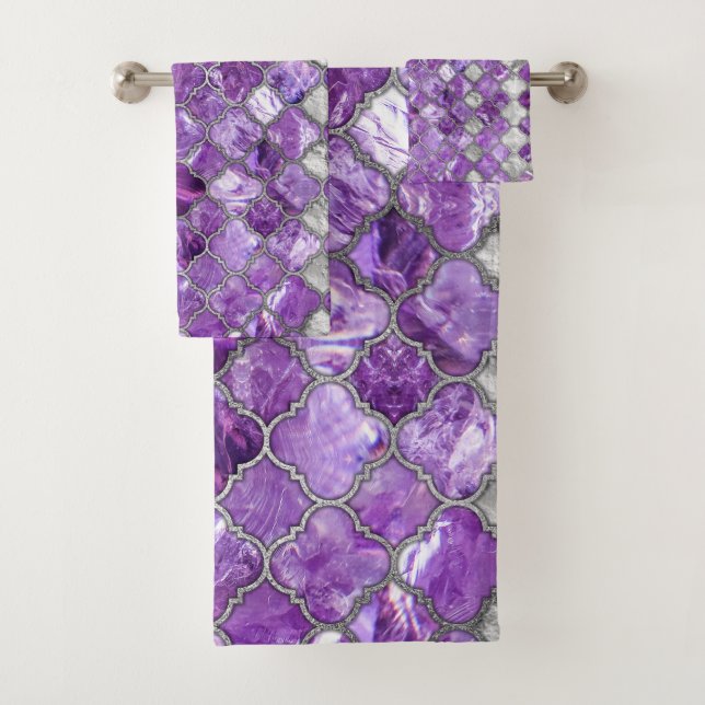 Quatrefoil Moroccan Pattern Amethyst and silver Bath Towel Set (Insitu)