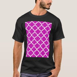 Quatrefoil Pattern In White Outline On Dark Pink T-Shirt