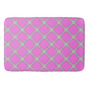 Quatrefoil pink and grey bath mat