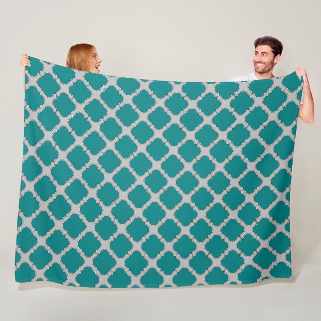 Quatrefoil teal and grey fleece blanket (In Situ)