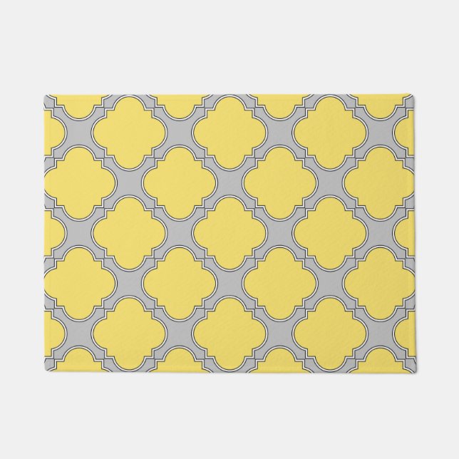 Quatrefoil yellow and grey doormat (Front)
