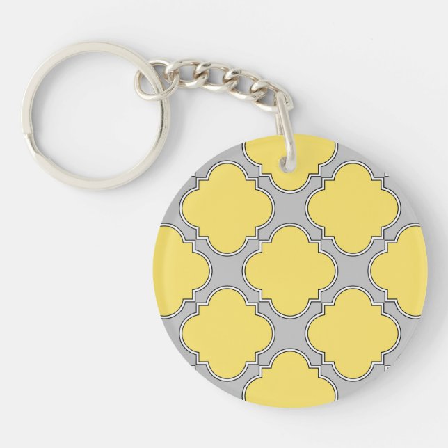 Quatrefoil yellow and grey keychain (Front)