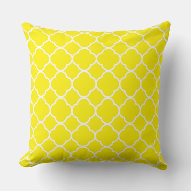 Quatrefoil Yellow White Sunshine Home Decor Cotton Throw Pillow (Front)