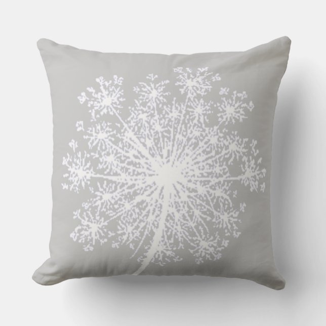 Queen Anne's Lace Flower Art Outdoor Pillow (Front)