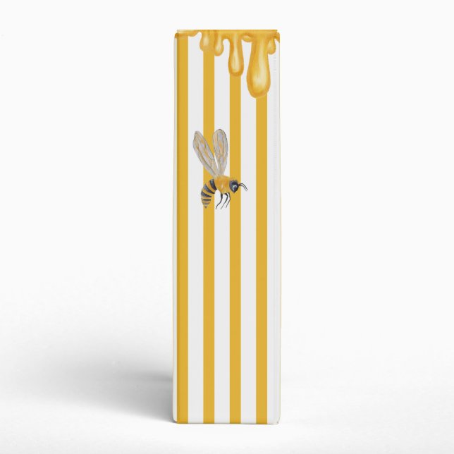 queen honey bee  binder (Spine)