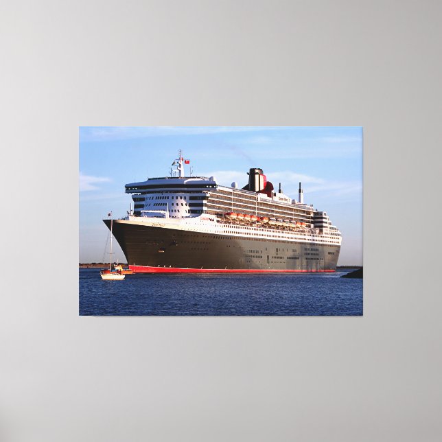 Queen Mary 2 Cruise Ship Canvas Print (Front)