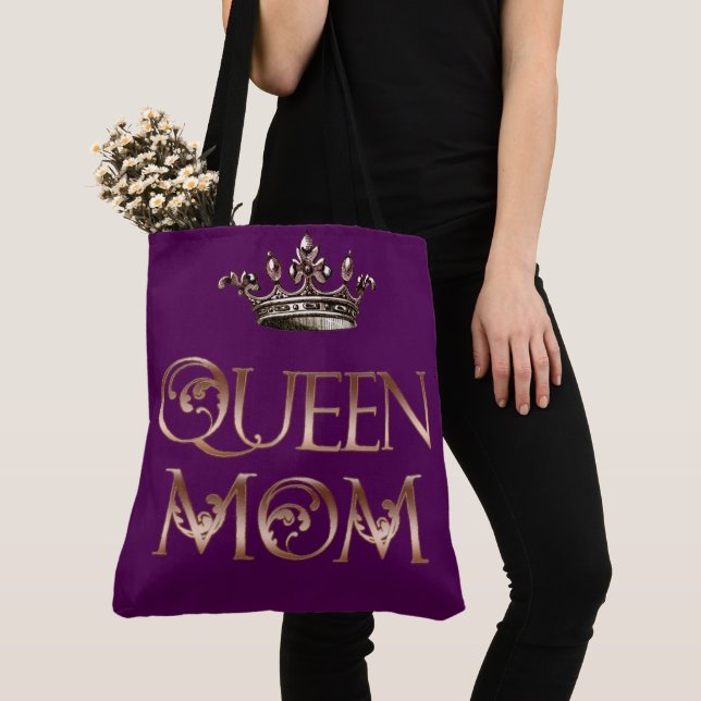 Queen Mom Tote Bag (Close Up)