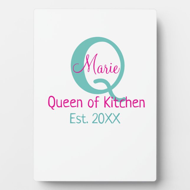 Queen of kitchen monogram green pink simple minima plaque (Front)