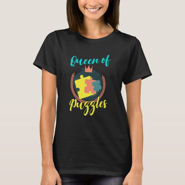 Queen of Puzzles puzzle T-Shirt (Front)