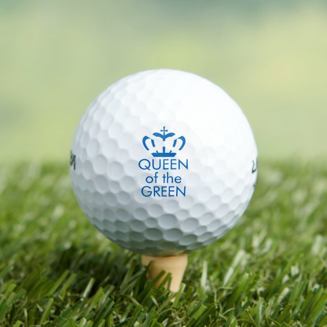 Queen of the Green | Flag of Scotland Crown Golf Balls (Insitu Tee)