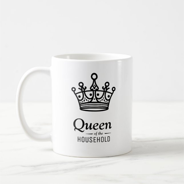 Queen of the household | Personalized coffee mug (Left)