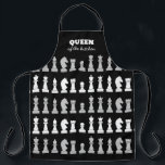 Queen Of the Kitchen Chess Black White Pattern Ap Apron<br><div class="desc">Classic black and white chess women apron for chess lovers, featuring chess figures in a geometric pattern. Modern chess pieces design</div>