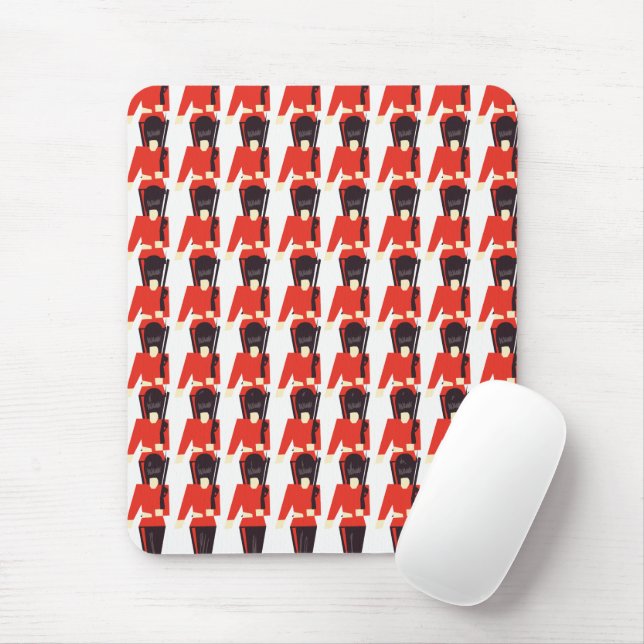 Queens Guard Soldiers Pattern Mouse Pad (With Mouse)