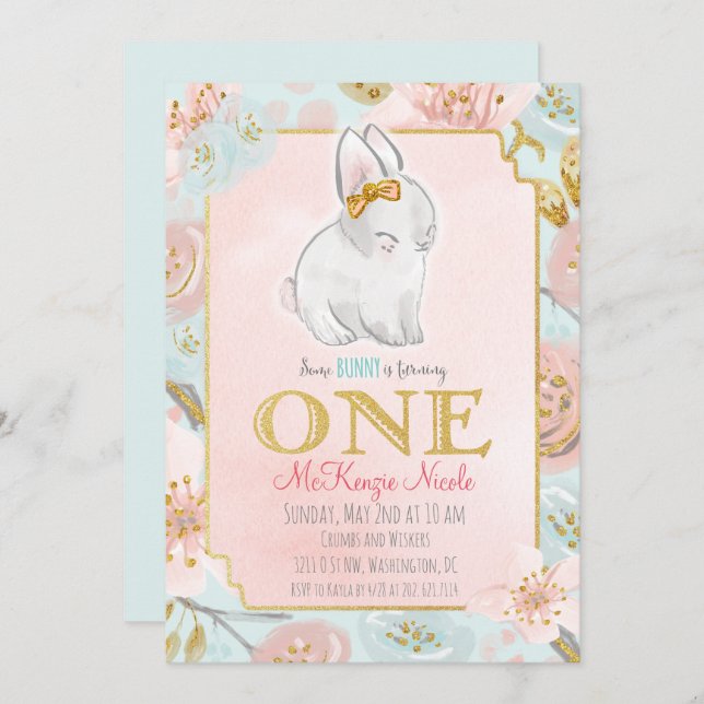 Quelques Bunny 1er Anniversaire Invitation (Devant / Derrière)
