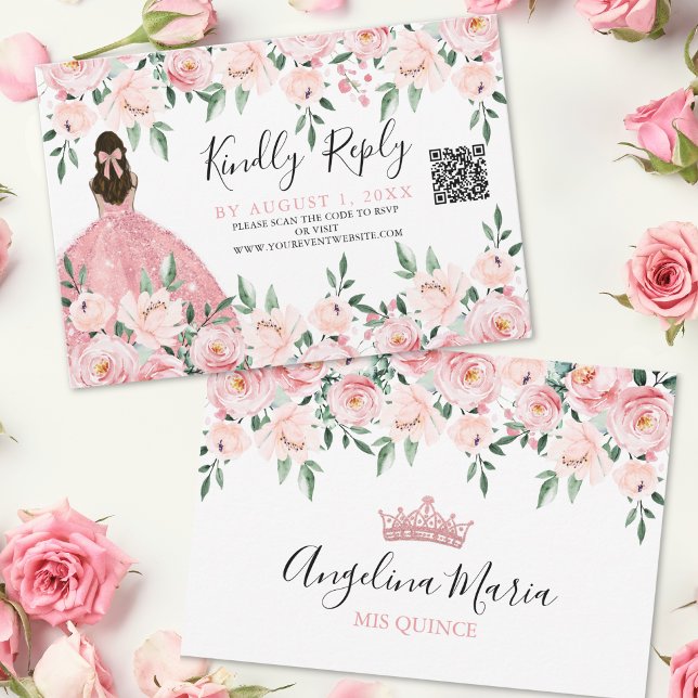 Quinceanera florale rose pâle Code QR RSVP (Blush Pink Floral Quinceanera QR Code RSVP)