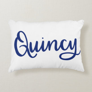 Quincy Dainty Scripts Coussin